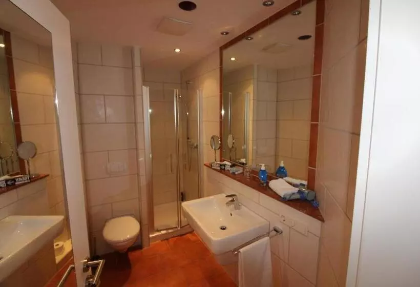 Hotelli Franziskaner Am Markt