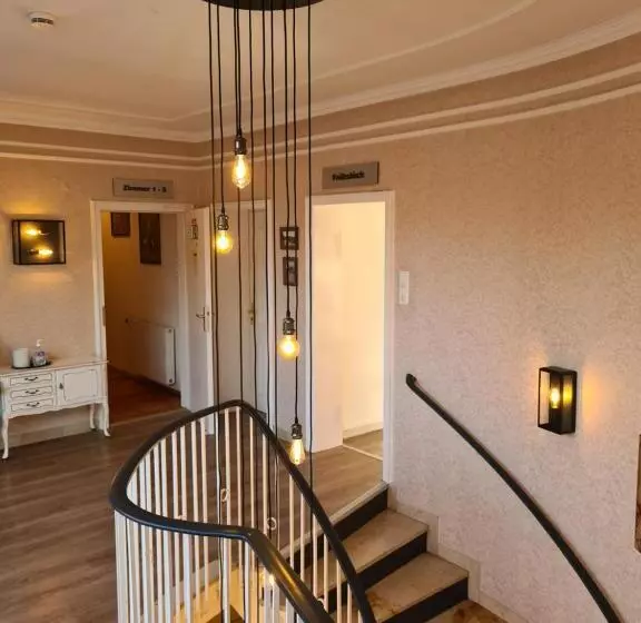 Hotelli Franziskaner Am Markt