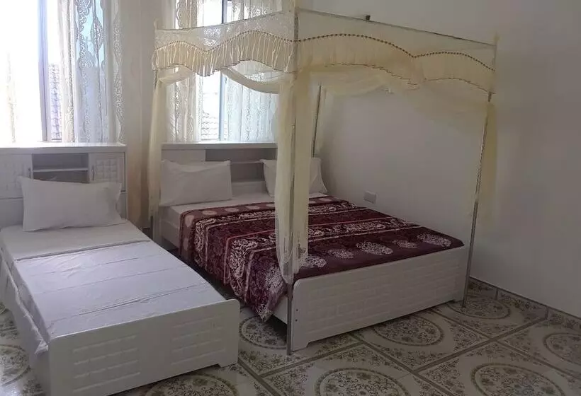 تختخواب و صبحانه Twin Villa