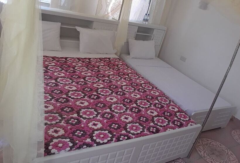 ベッドアンドブレックファースト Twin Villa