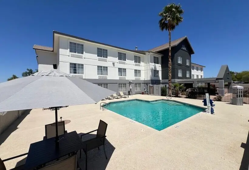 Garner Hotel Phoenix Northwest Surprise By Ihg