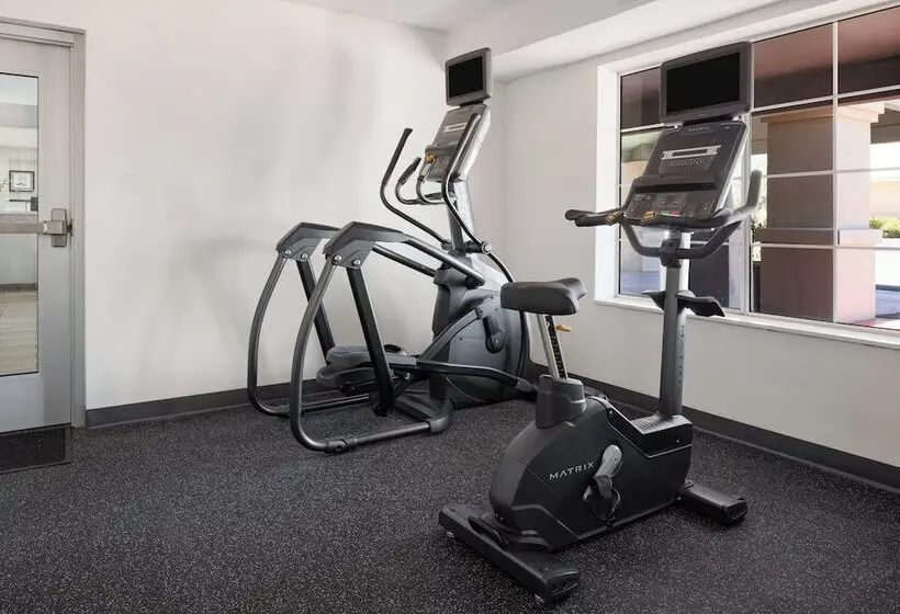 Garner Hotel Phoenix Northwest Surprise By Ihg