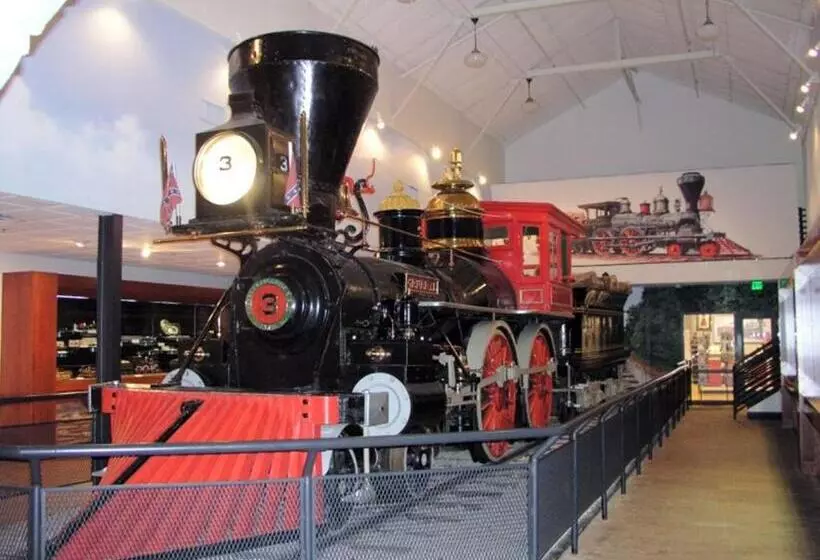 酒店 Baymont By Wyndham Kennesaw