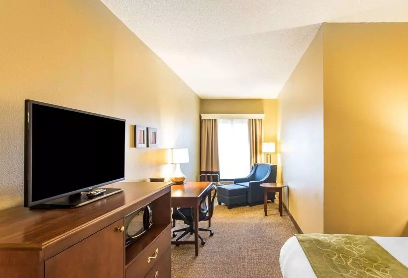 فندق Comfort Suites Cookeville