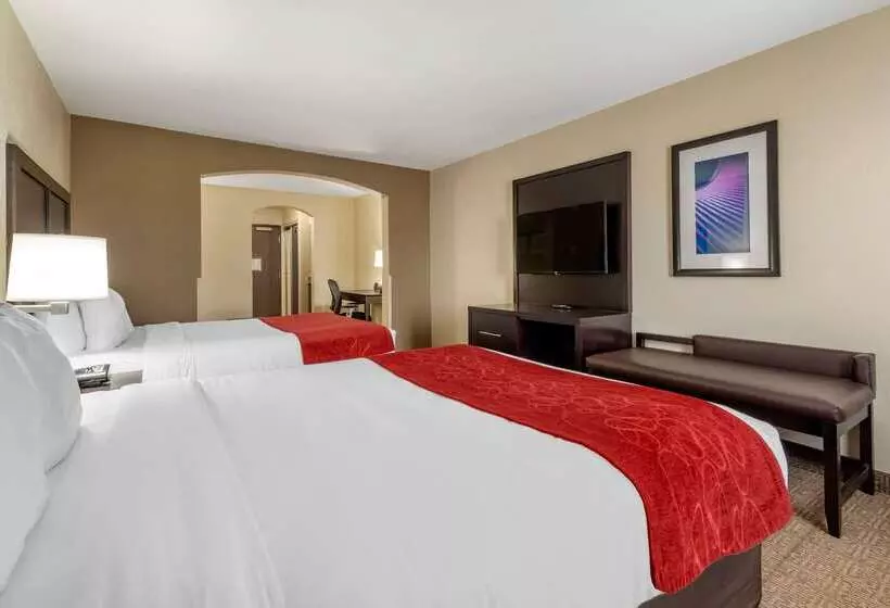 Отель Comfort Suites Highlands Ranch Denver Tech Center Area