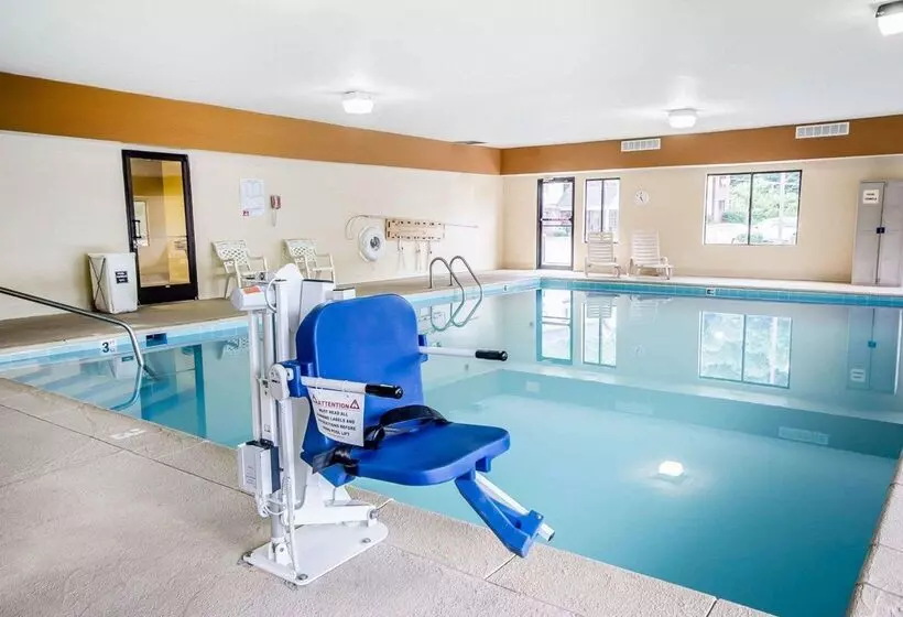 Hotel Comfort Suites Prestonsburg West