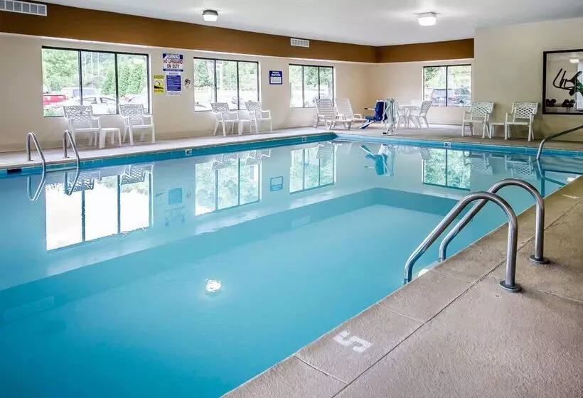 Hotel Comfort Suites Prestonsburg West