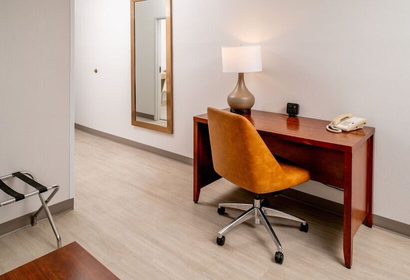 酒店 Comfort Suites Prestonsburg West