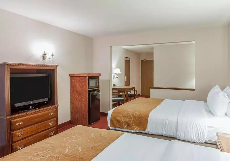 هتل Comfort Suites Yakima