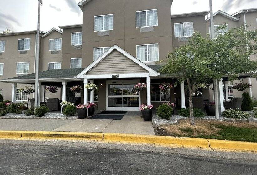 فندق Country Inn & Suites By Radisson, Grand Rapids Airport, Mi