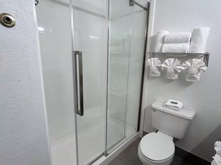 Отель Country Inn & Suites By Radisson, Grand Rapids Airport, Mi