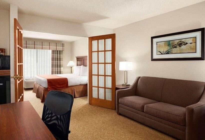 فندق Country Inn & Suites By Radisson, Grand Rapids Airport, Mi