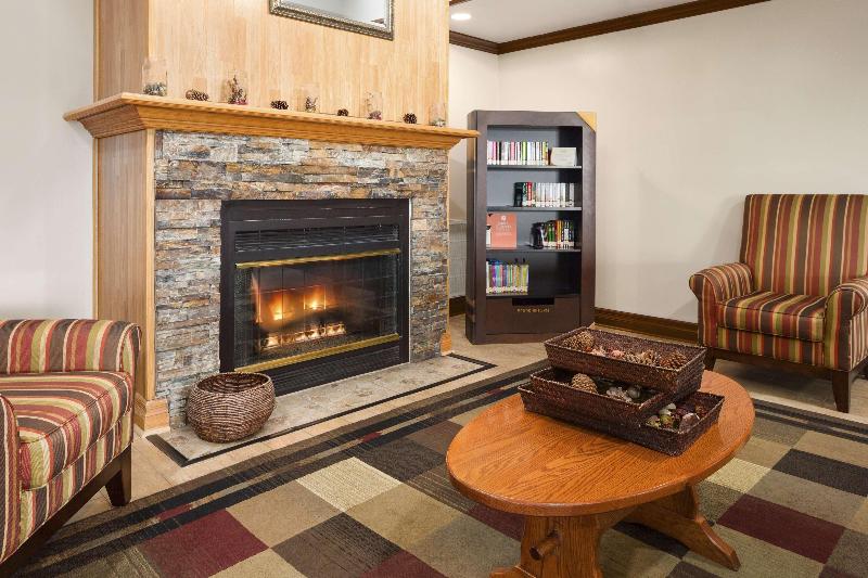 فندق Country Inn & Suites By Radisson, Grand Rapids Airport, Mi