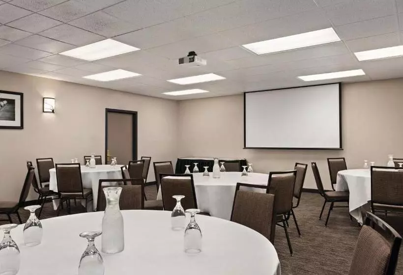 호텔 Country Inn & Suites By Radisson, Woodbury, Mn