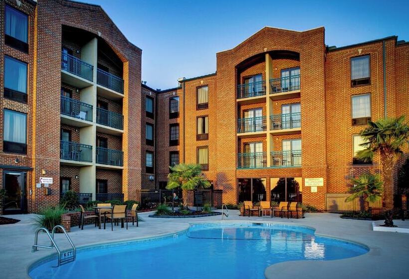 Hotel Courtyard By Marriott New Bern