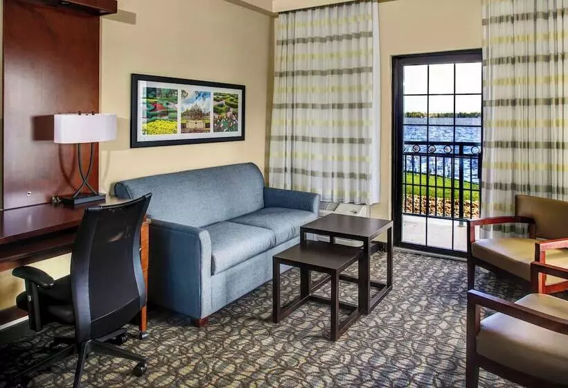 هتل Courtyard By Marriott New Bern