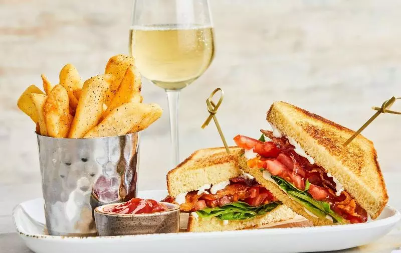 בית מלון כפרי Courtyard Tupelo