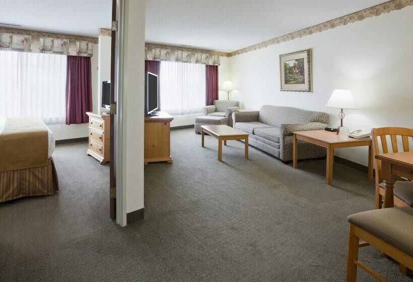 فندق Crossings By Grandstay Inn And Suites