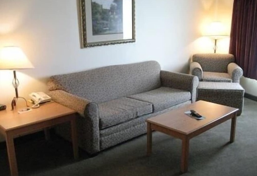 فندق Crossings By Grandstay Inn And Suites