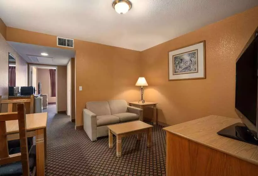 Garner Hotel Phoenix Surprise, An Ihg