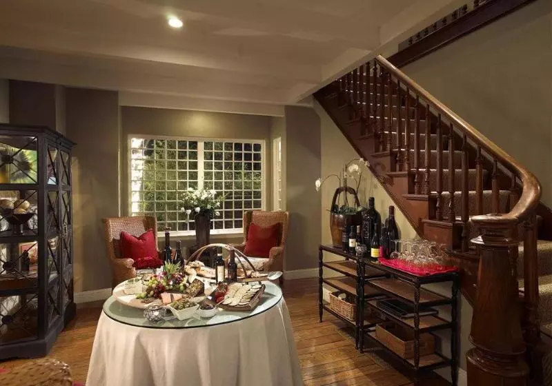 Отель Milliken Creek Inn