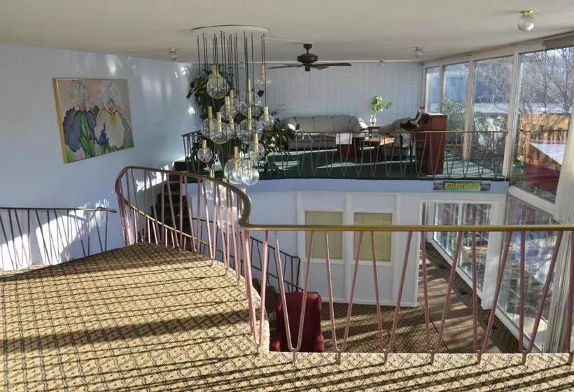 酒店 Red Carpet Inn & Suites Ebensburg