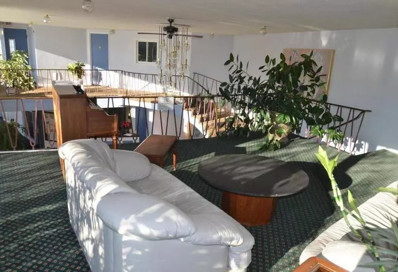 酒店 Red Carpet Inn & Suites Ebensburg