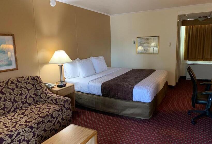 Отель Red Carpet Inn & Suites Ebensburg