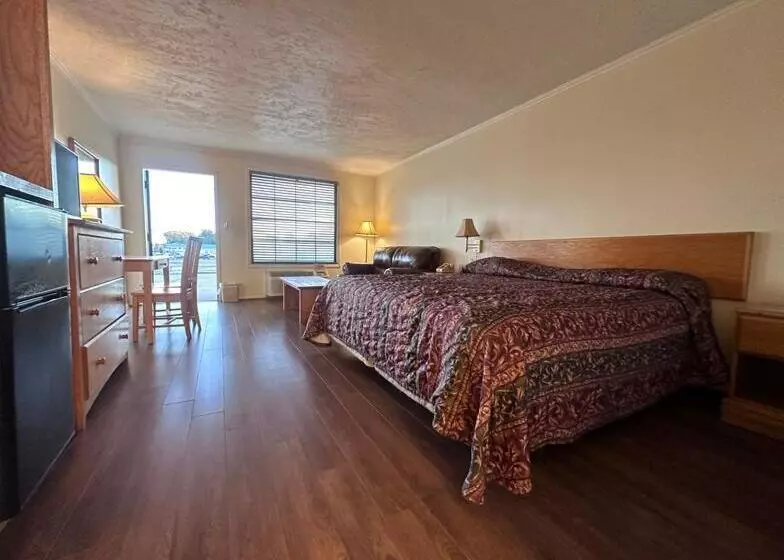 汽车旅馆 Country Inn & Suite