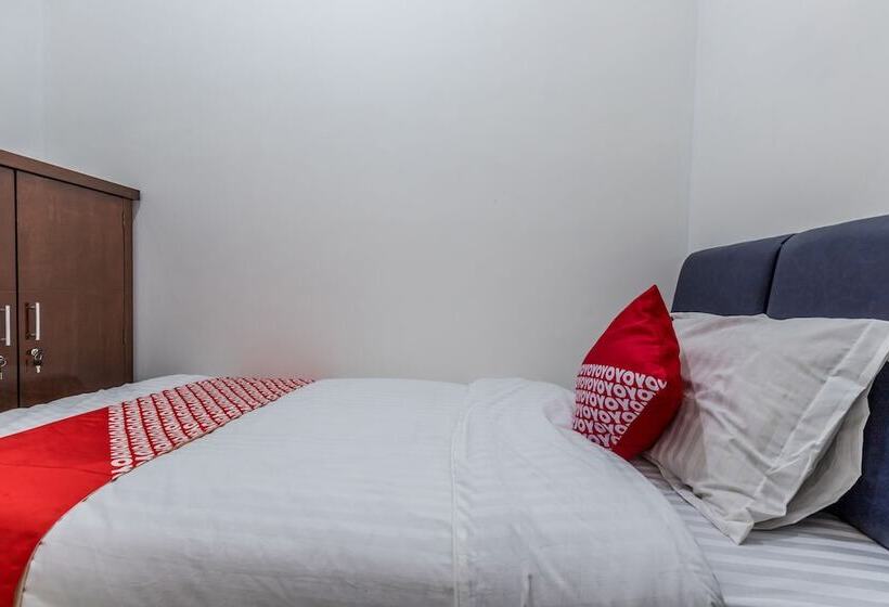 فندق Oyo 1082 Residence Arie 1