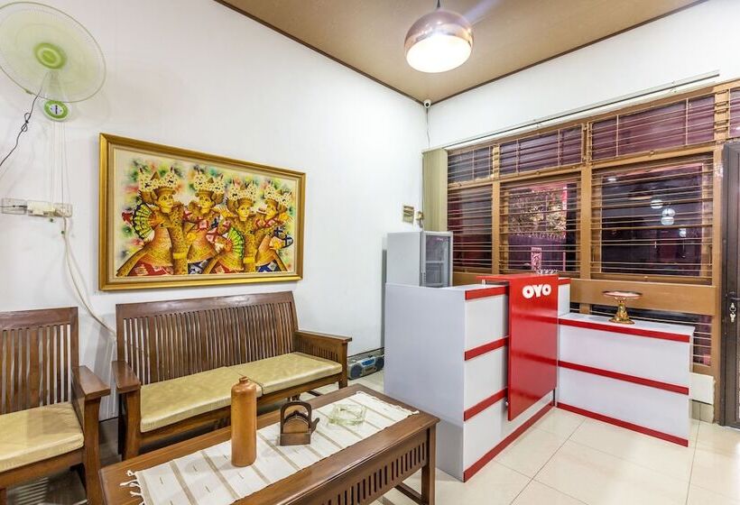 فندق Oyo 1082 Residence Arie 1