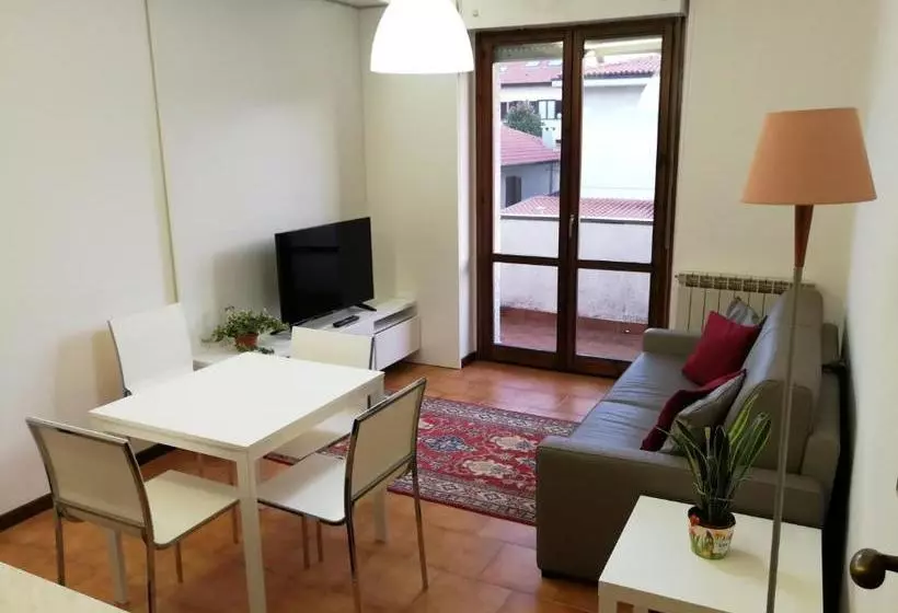 ペンション Carducci Apartment   The V Collection