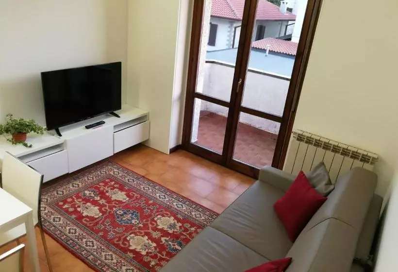 ペンション Carducci Apartment   The V Collection