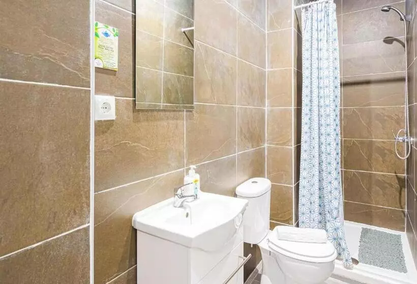 پانسیون Hostal Jireh