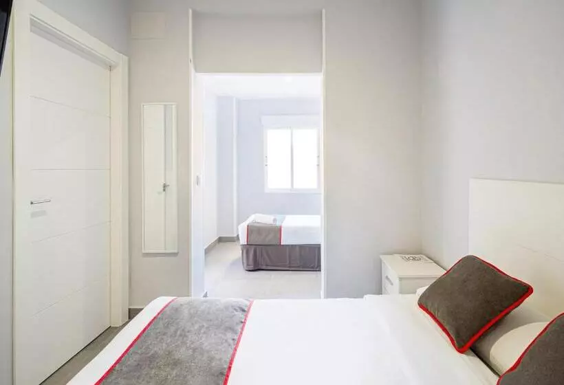 پانسیون Hostal Jireh