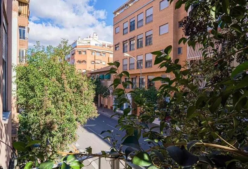 پانسیون Hostal Jireh