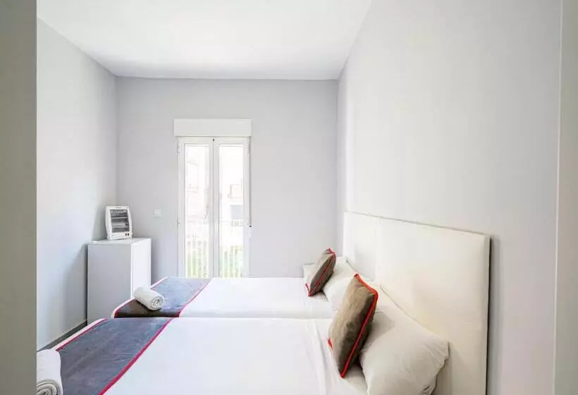 پانسیون Hostal Jireh