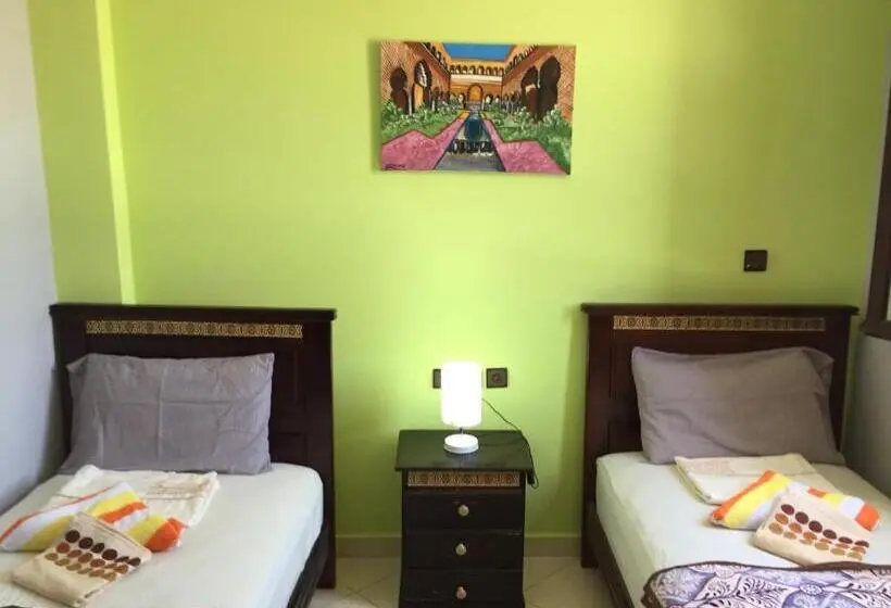 Tanja Lucia Hostel