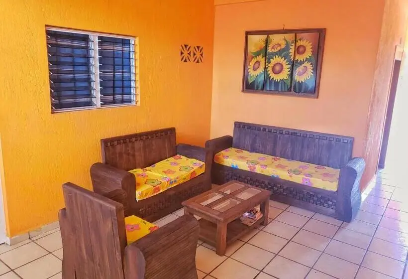 ユースホステル Casa De Huéspedes Cielito Lindo