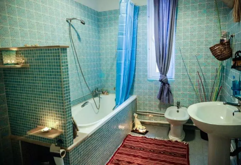 تختخواب و صبحانه Villa Les Palmes