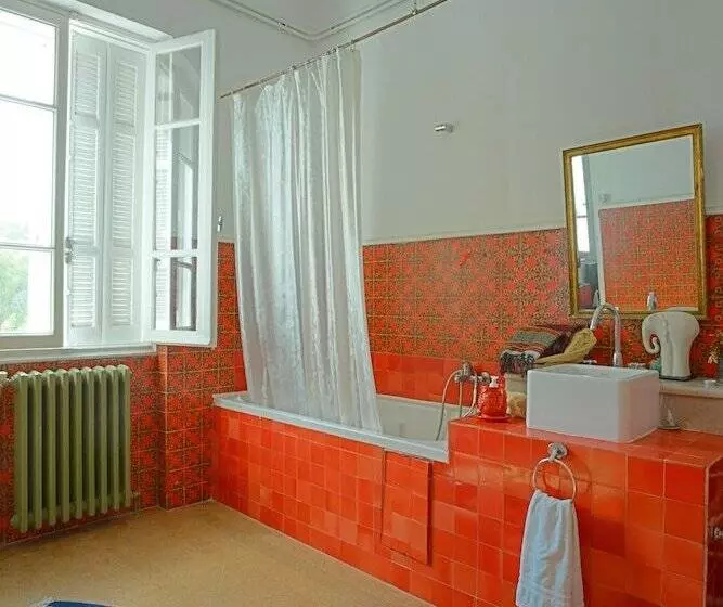 تختخواب و صبحانه Villa Les Palmes