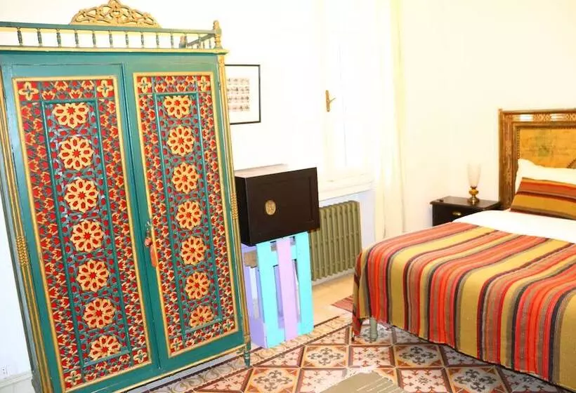 تختخواب و صبحانه Villa Les Palmes