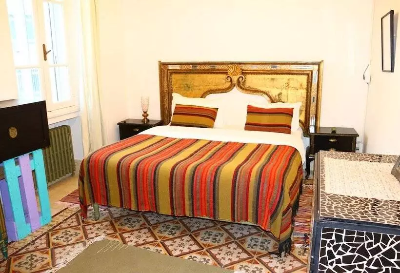 تختخواب و صبحانه Villa Les Palmes