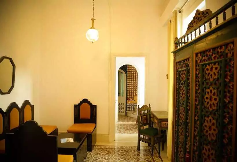 تختخواب و صبحانه Villa Les Palmes