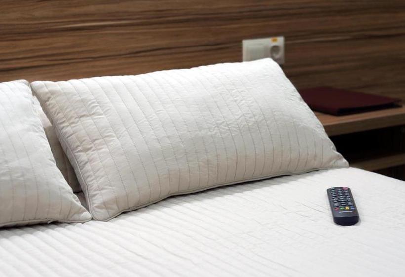 هتل Complex Oktyabrskiy