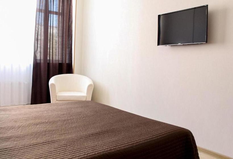 هتل Complex Oktyabrskiy