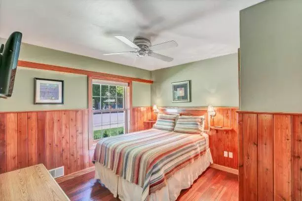 هتل Fish Creek Inn