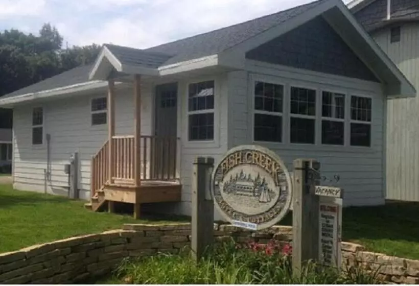 هتل Fish Creek Inn