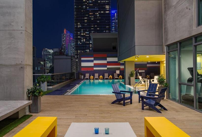 בית מלון כפרי Indigo Miami Brickell By Ihg
