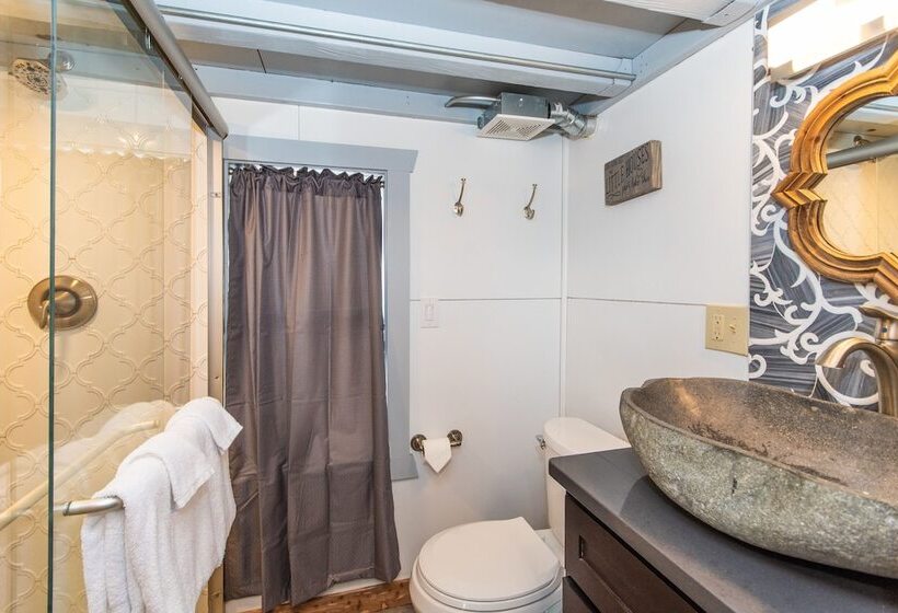 汽车旅馆  Tiny House Leadville